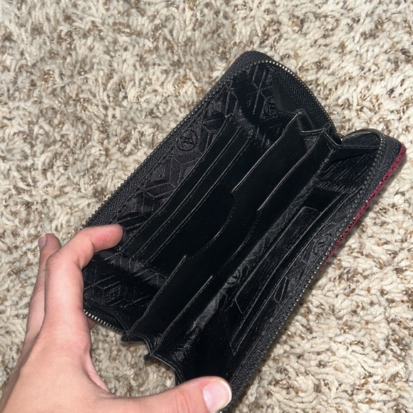 Adrienne Vittadini Wallet - Picture 2 of 2